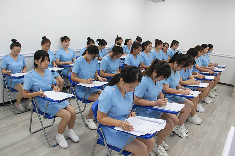 上海美容职业培训学校