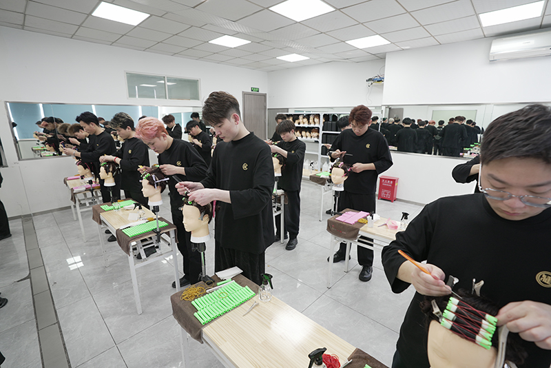 美发美容培训学校：赋能美业梦想的专业成长摇篮